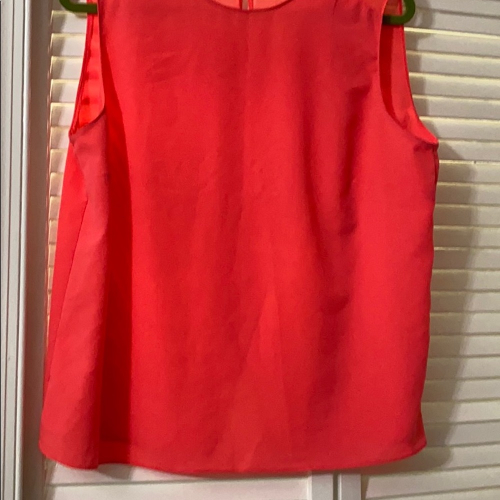 Cross open back blouse - Picture 6 of 7